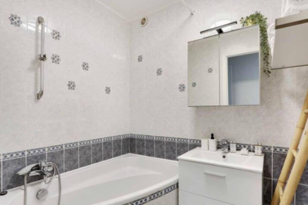 Superbe Appartement Lumineux Et Calme Saint-Ouen  Exterior foto